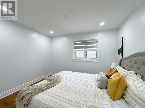 498 Bankside Drive, Kitchener, ON - Indoor Photo Showing Bedroom