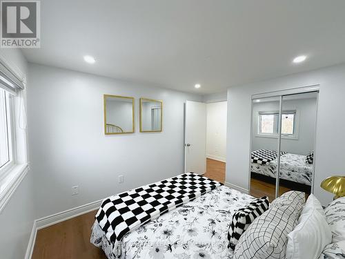 498 Bankside Drive, Kitchener, ON - Indoor Photo Showing Bedroom