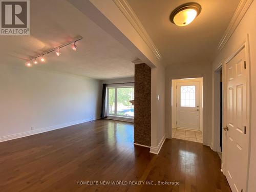 26 Canham Crescent, Toronto, ON - Indoor Photo Showing Other Room