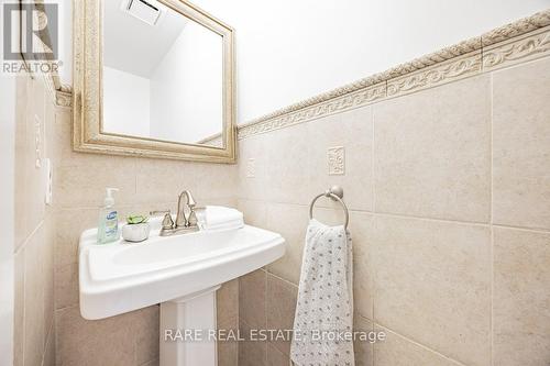 5 Mabley Crescent, Vaughan, ON - Indoor Photo Showing Bathroom