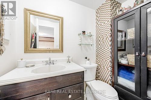 5 Mabley Crescent, Vaughan, ON - Indoor Photo Showing Bathroom