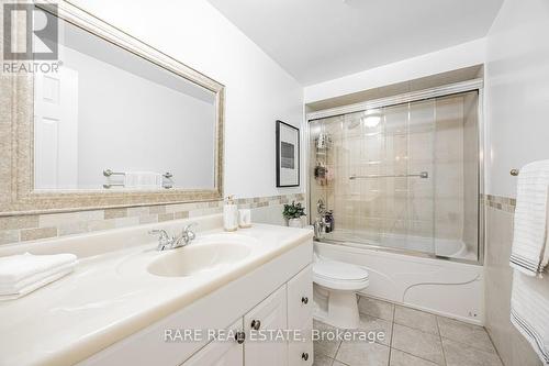 5 Mabley Crescent, Vaughan, ON - Indoor Photo Showing Bathroom