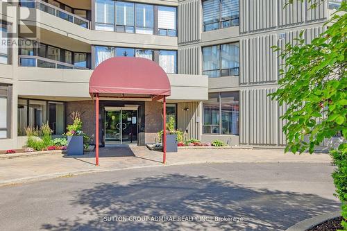 901 - 7460 Bathurst Street W, Vaughan, ON - Outdoor With Balcony