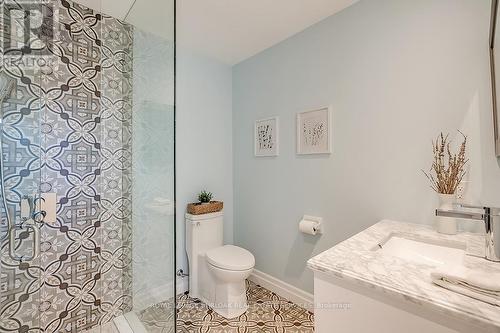 240 Pine Cove Road, Burlington, ON - Indoor Photo Showing Bathroom