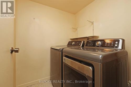 1501 - 65 Southport Street, Toronto, ON - Indoor Photo Showing Laundry Room