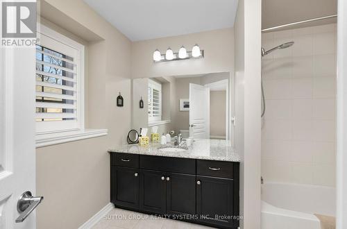 21 - 2086 Ghent Avenue, Burlington, ON - Indoor Photo Showing Bathroom