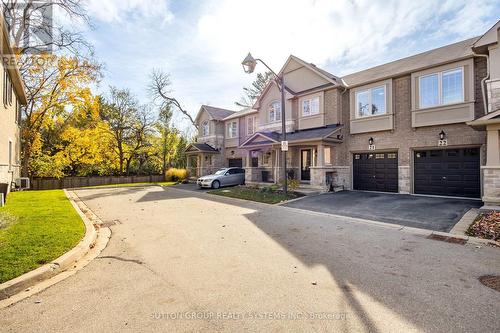 21 - 2086 Ghent Avenue, Burlington, ON - Outdoor With Facade