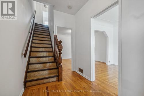 83 Barnesdale Avenue N, Hamilton, ON - Indoor Photo Showing Other Room