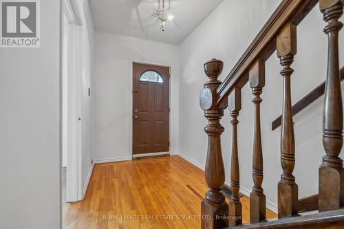 83 Barnesdale Avenue N, Hamilton, ON - Indoor Photo Showing Other Room