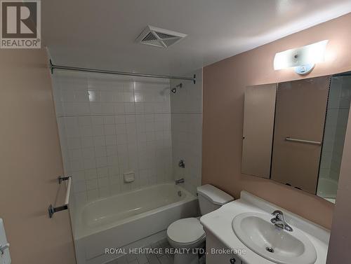 509 - 3050 Ellesmere Road, Toronto, ON - Indoor Photo Showing Bathroom