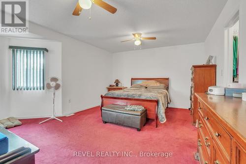 1 Farmstead Crescent, Barrie, ON - Indoor Photo Showing Bedroom