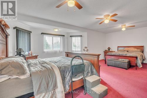 1 Farmstead Crescent, Barrie, ON - Indoor Photo Showing Bedroom