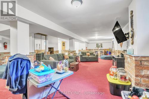 1 Farmstead Crescent, Barrie, ON - Indoor Photo Showing Other Room