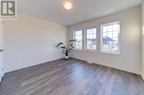 10 Shapira Avenue, Wasaga Beach, ON - Indoor Photo Showing Other Room