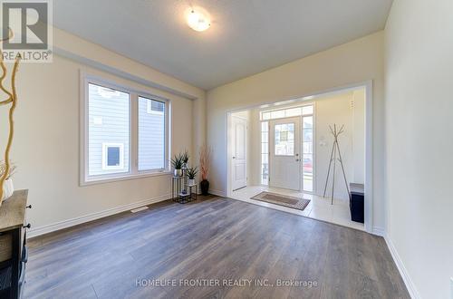 10 Shapira Avenue, Wasaga Beach, ON - Indoor Photo Showing Other Room