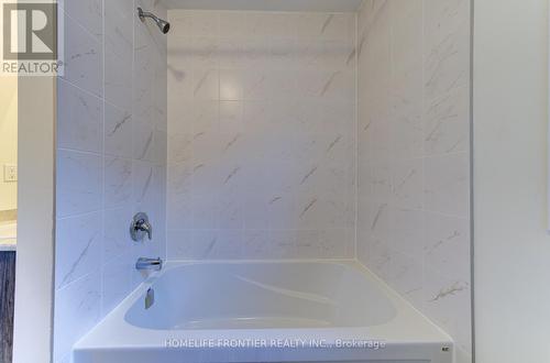 10 Shapira Avenue, Wasaga Beach, ON - Indoor Photo Showing Bathroom