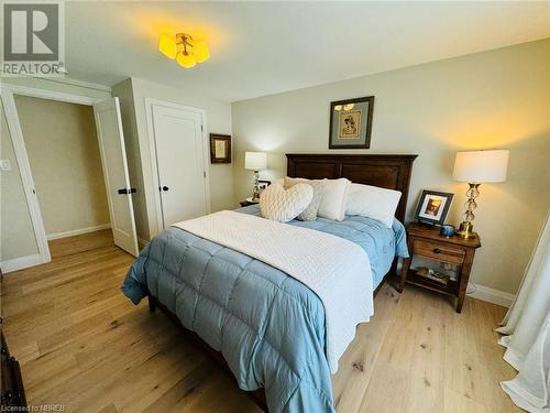 Bedroom featuring light hardwood / wood-style flooring - 541 Donald Street, Mattawa, ON - Indoor Photo Showing Bedroom