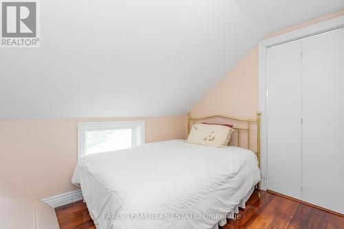 1897 10 Line N, Oro-Medonte, ON - Indoor Photo Showing Bedroom