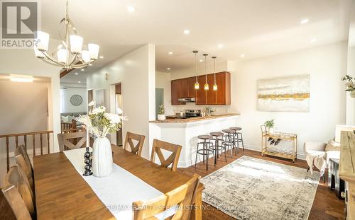 4758 Colombo Crescent, Mississauga, ON - Indoor Photo Showing Dining Room