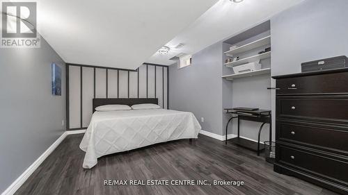 4 Chetholme Place, Halton Hills, ON - Indoor Photo Showing Bedroom