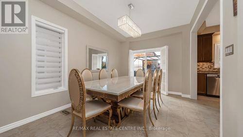 4 Chetholme Place, Halton Hills, ON - Indoor Photo Showing Dining Room