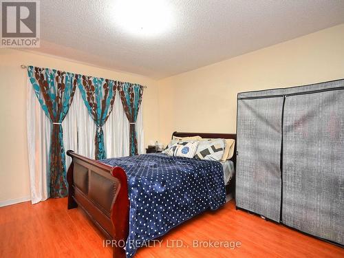 166 - 80 Acorn Place, Mississauga, ON - Indoor Photo Showing Bedroom