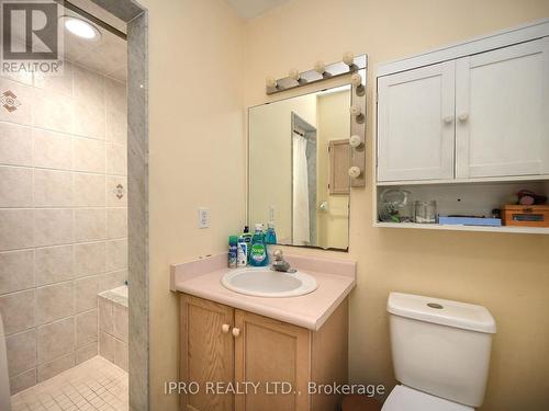 166 - 80 Acorn Place, Mississauga, ON - Indoor Photo Showing Bathroom