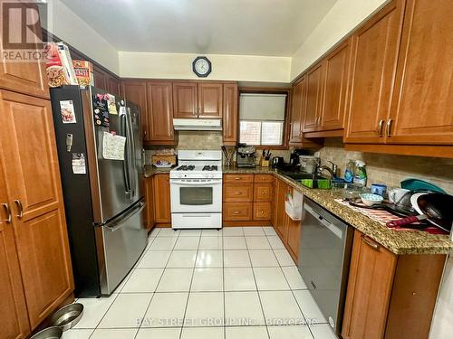 317 Ryding Avenue, Toronto, ON - Indoor Photo Showing Kitchen