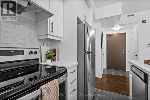 307 - 215 Broadway Street, Mississauga, ON - Indoor Photo Showing Kitchen With Stainless Steel Kitchen