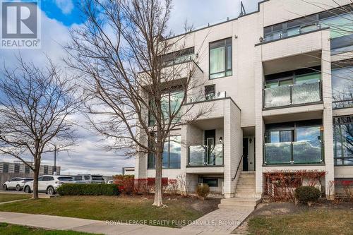 718 - 138 Widdicombe Hill Boulevard, Toronto, ON - Outdoor With Balcony