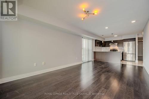 718 - 138 Widdicombe Hill Boulevard, Toronto, ON - Indoor