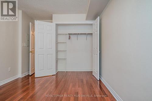 103 - 2300 Parkhaven Boulevard, Oakville, ON - Indoor Photo Showing Other Room