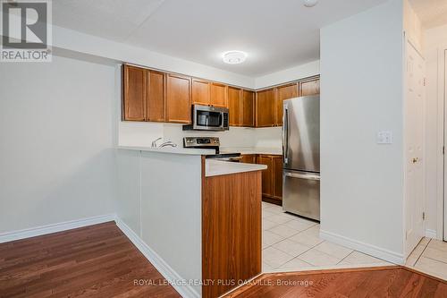 103 - 2300 Parkhaven Boulevard, Oakville, ON - Indoor Photo Showing Kitchen