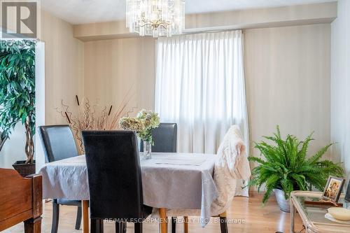 145 Homeside Avenue, Hamilton, ON - Indoor Photo Showing Dining Room