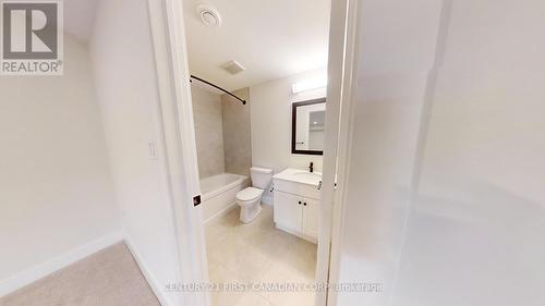 125 - 1960 Evans Boulevard, London, ON - Indoor Photo Showing Bathroom