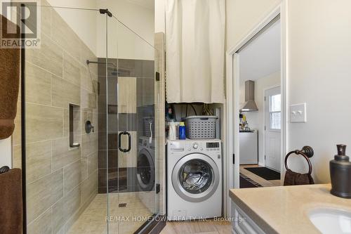 5 Montgomery Road, Elizabethtown-Kitley, ON - Indoor Photo Showing Laundry Room