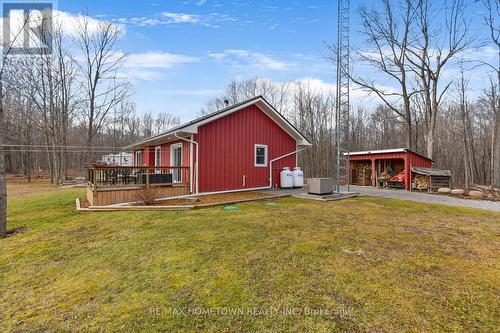 5 Montgomery Road, Elizabethtown-Kitley, ON - Outdoor With Deck Patio Veranda