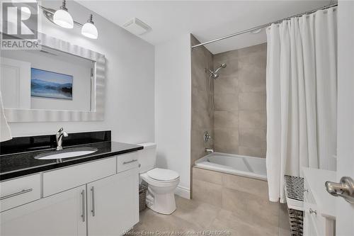 34 Boblo Island Boulevard Unit# 108, Amherstburg, ON - Indoor Photo Showing Bathroom