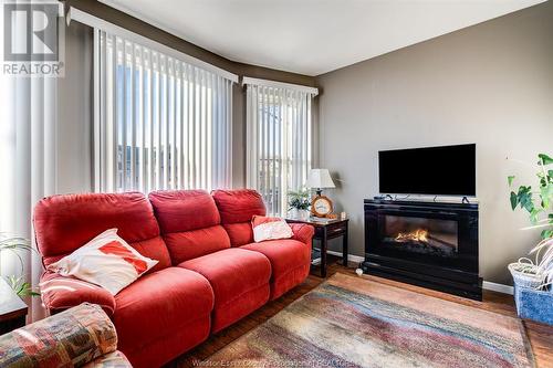 348-352 Mckay, Windsor, ON - Indoor Photo Showing Living Room With Fireplace