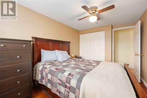 149 Templeton Crescent, St Clair, ON - Indoor Photo Showing Bedroom