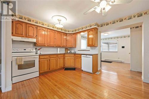 149 Templeton Crescent, St Clair, ON - Indoor Photo Showing Kitchen