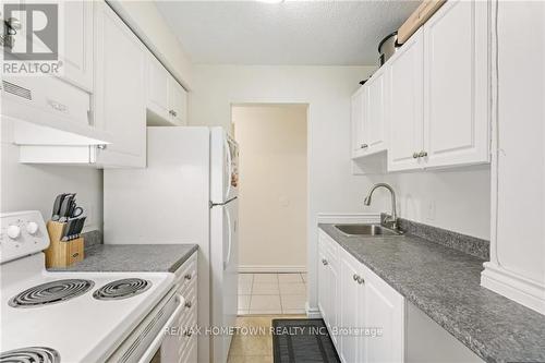 1 - 819 Macodrum Drive, Brockville, ON - Indoor Photo Showing Kitchen