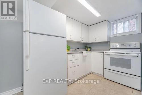 2774 St Clair Avenue E, Toronto, ON - Indoor Photo Showing Kitchen