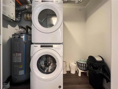 406 1400 Pacific Avenue, Brandon, MB - Indoor Photo Showing Laundry Room