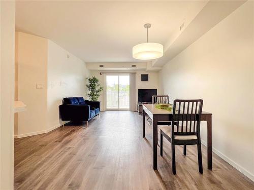 406 1400 Pacific Avenue, Brandon, MB - Indoor