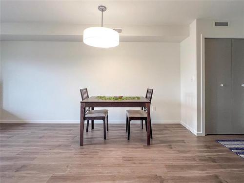 406 1400 Pacific Avenue, Brandon, MB - Indoor Photo Showing Dining Room