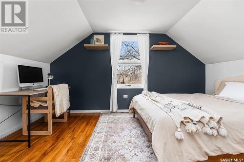 278 Coteau Street W, Moose Jaw, SK - Indoor Photo Showing Bedroom