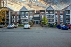 206 15 Knightsridge Drive  Halifax, NS B3M 3S9