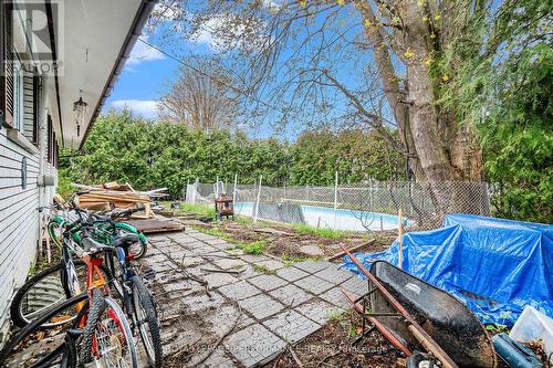 52 Glenridge Road, Ottawa, ON - Outdoor With In Ground Pool