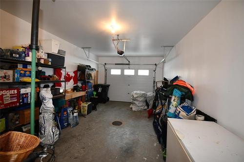 302 Clement Drive, Russell, MB - Indoor Photo Showing Garage